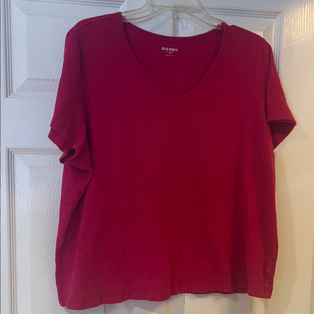 Old Navy Women's Fuschia Short Sleeve  Tee